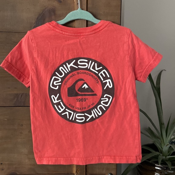 Quiksilver Tee - Picture 2 of 4